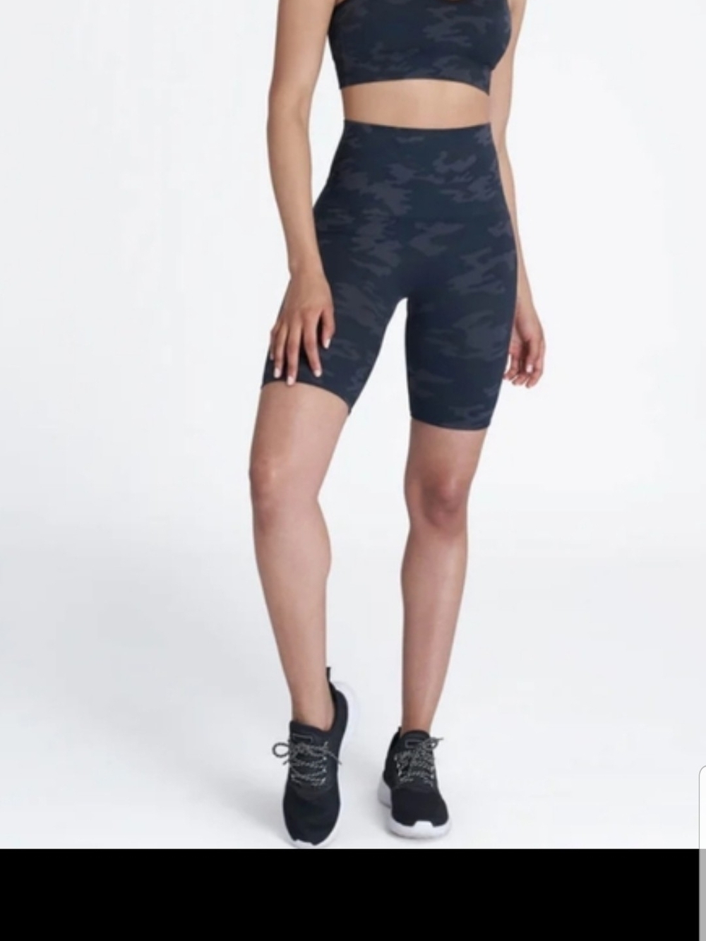 🔥NEW! Spanx black camo bike shorts sz large NWT S1